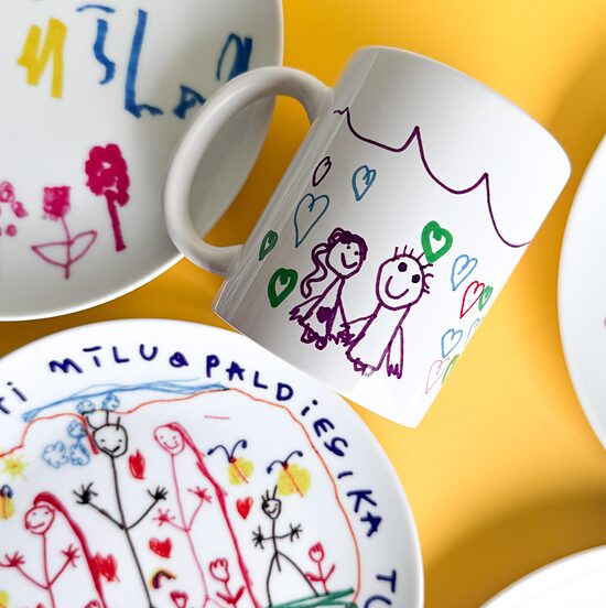 Trauki ar Jūsu bērna zīmējumu